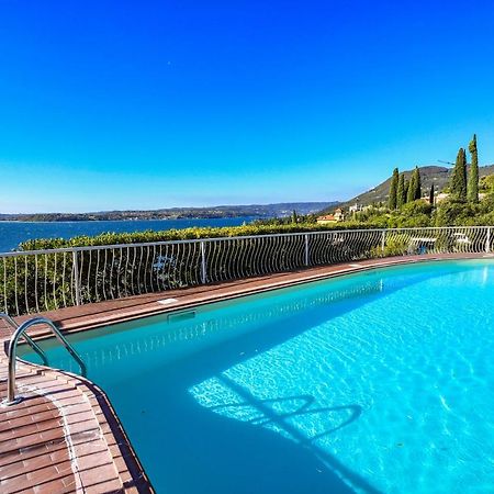 La Villa Fasano Gardone Riviera Exterior photo