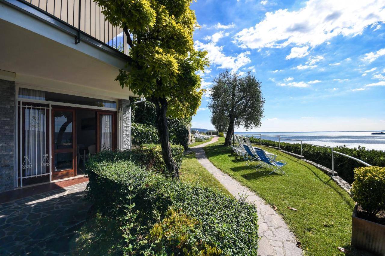 La Villa Fasano Gardone Riviera Exterior photo