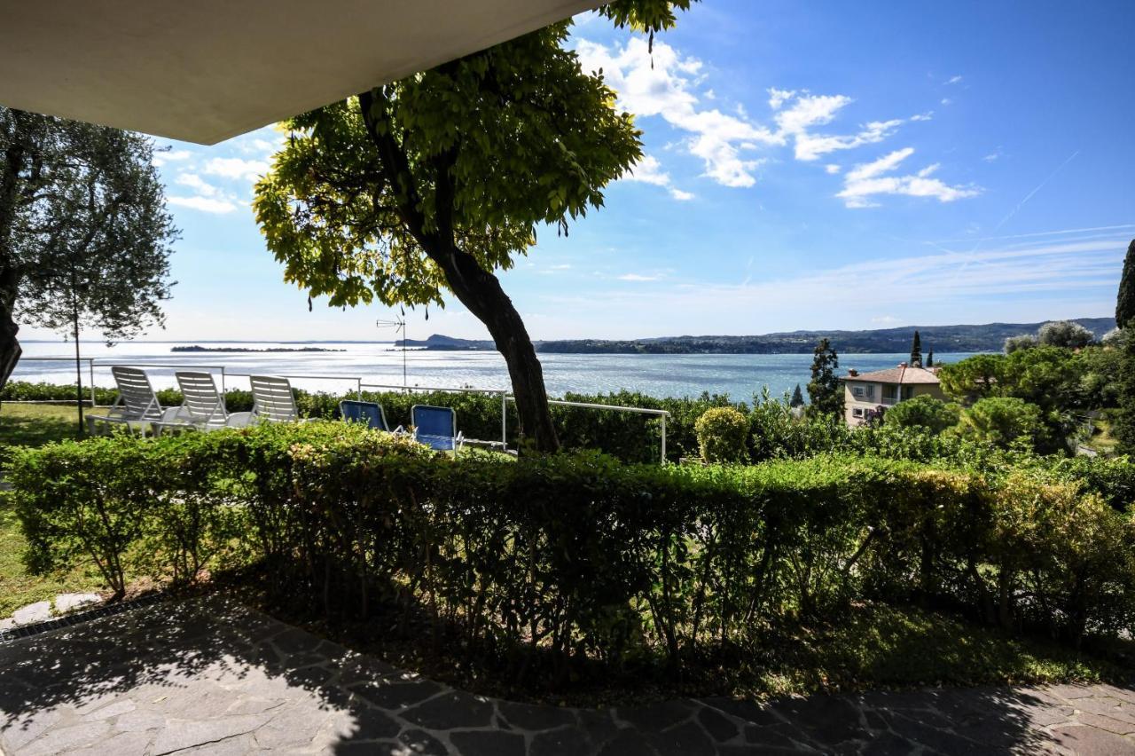 La Villa Fasano Gardone Riviera Exterior photo