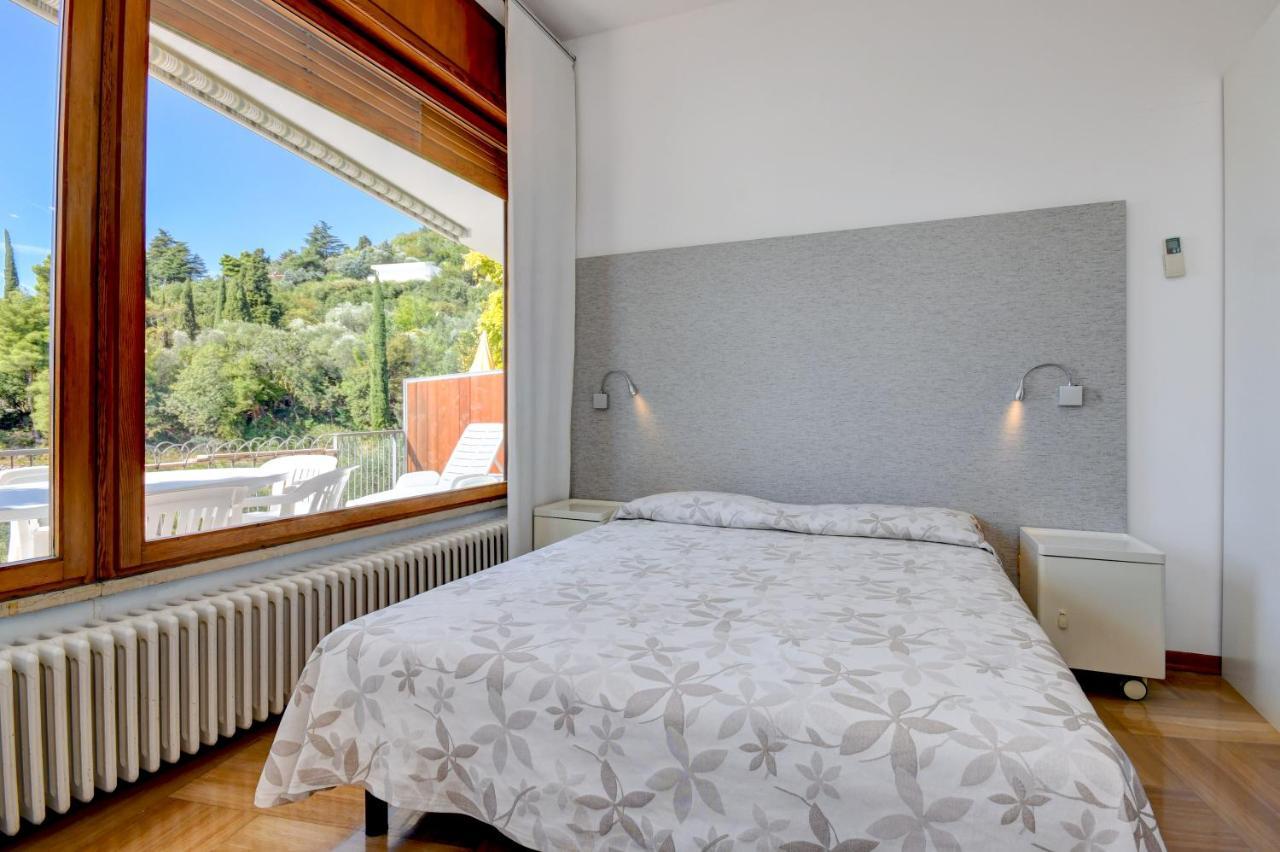 La Villa Fasano Gardone Riviera Exterior photo
