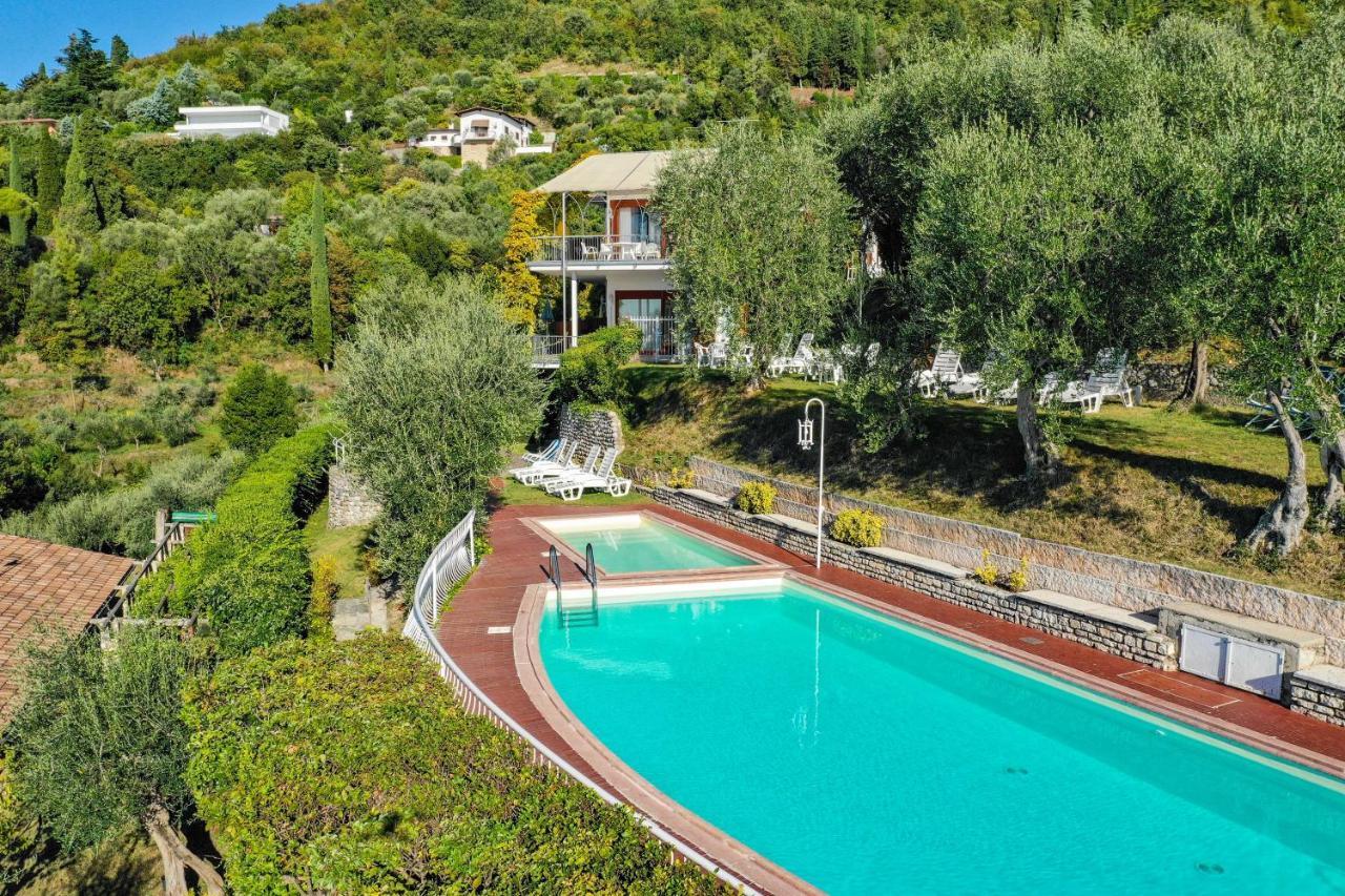 La Villa Fasano Gardone Riviera Exterior photo