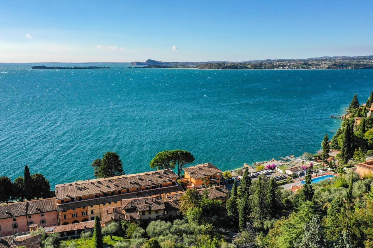 La Villa Fasano Gardone Riviera Exterior photo